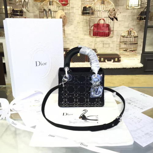 lady-D*or-replica-bag-4