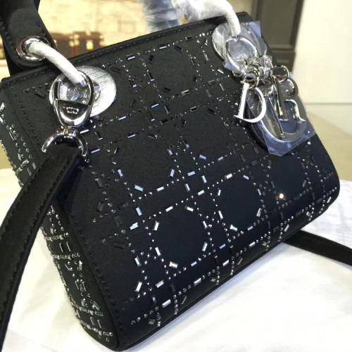 lady-D*or-replica-bag-4