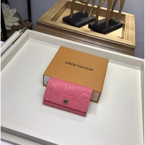 l0*is-V*t0n-6-key-holder-6