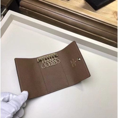 l0*is-V*t0n-6-key-holder-7