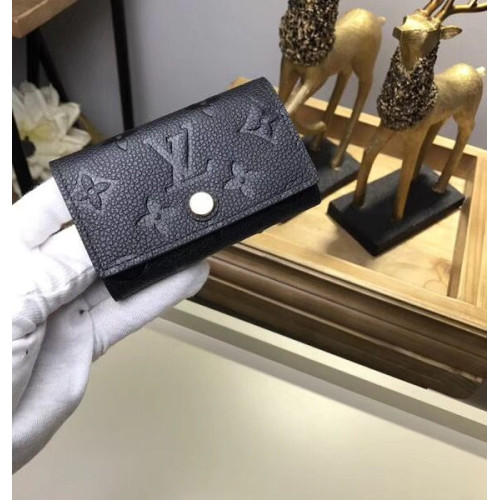 l0*is-V*t0n-6-key-holder-9