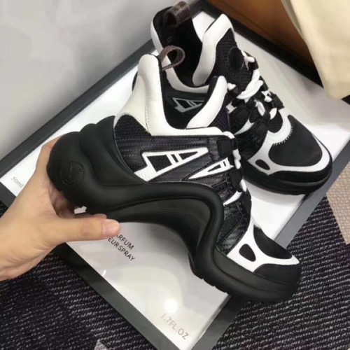 l0*is-V*t0n-archlight-sneaker-6