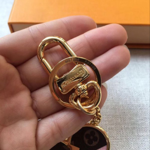l0*is-V*t0n-bag-charm-and-key-holder