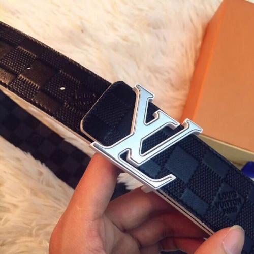 l0*is-V*t0n-belt-29