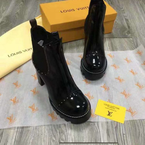 l0*is-V*t0n-boots-18