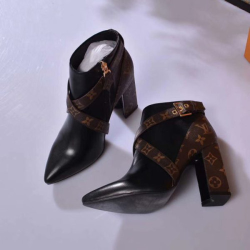 l0*is-V*t0n-boots-23