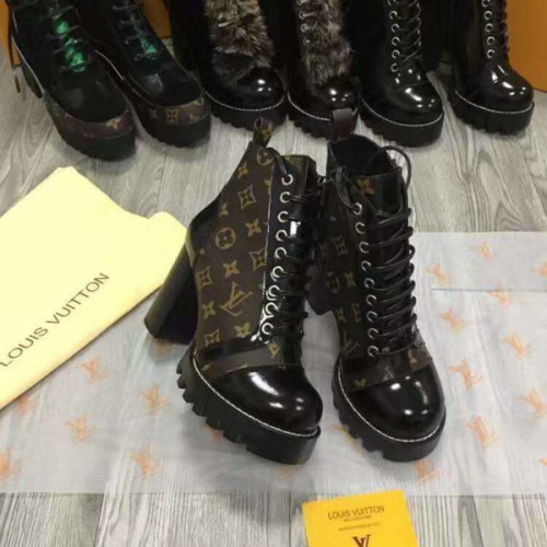l0*is-V*t0n-boots