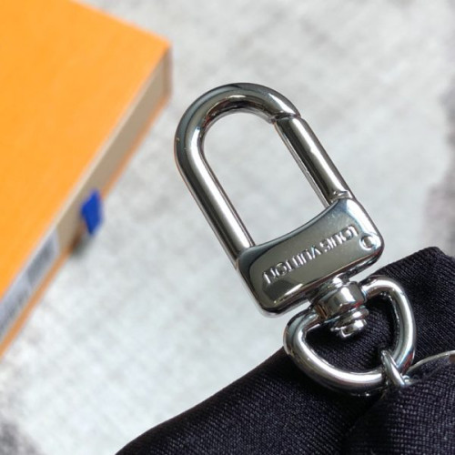 l0*is-V*t0n-capucines-bag-charm-and-key-holder