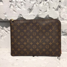 louis-vuitton-clutch louis-vuitton-clutch