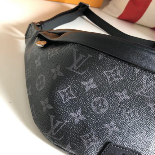 l0*is-V*t0n-discovery-bumbag