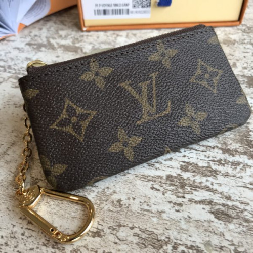 l0*is-V*t0n-key-pouch-2