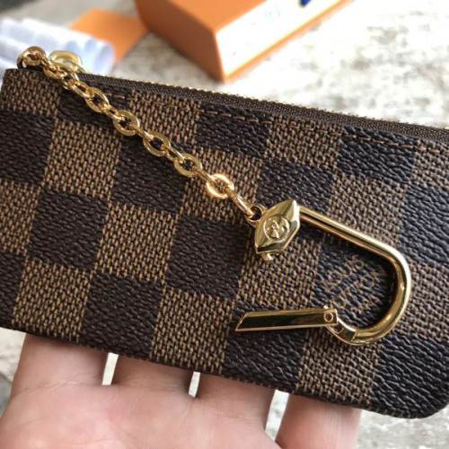 l0*is-V*t0n-key-pouch-3