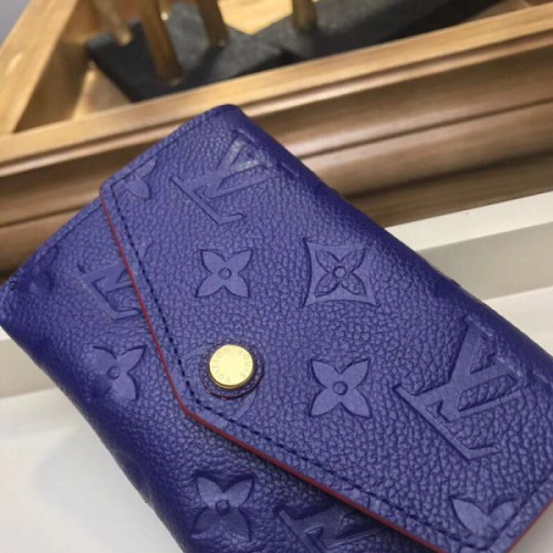 l0*is-V*t0n-key-pouch-4