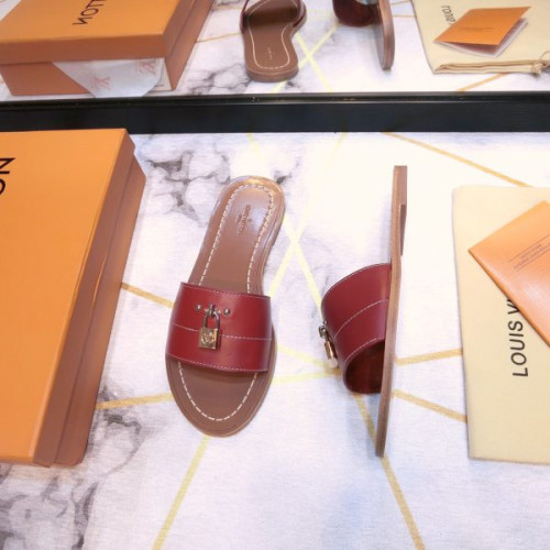 l0*is-V*t0n-lock-slippers-5