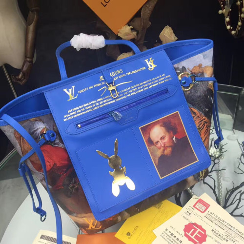 l0*is-V*t0n-masters-neverfull-replica-bag