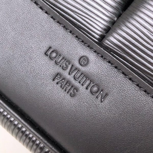 l0*is-V*t0n-messenger-4