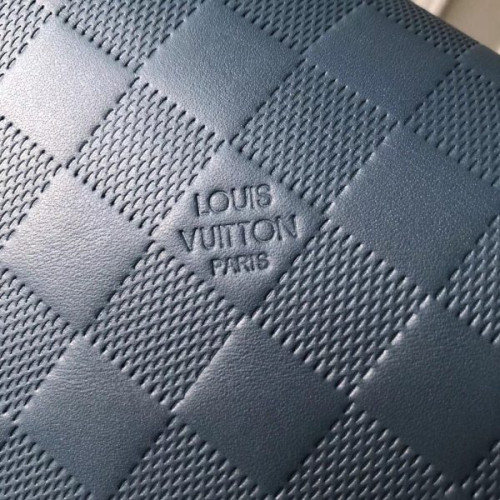 l0*is-V*t0n-messenger-bag-5