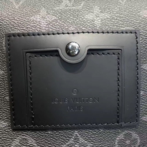 l0*is-V*t0n-messenger-voyager-replica-bag