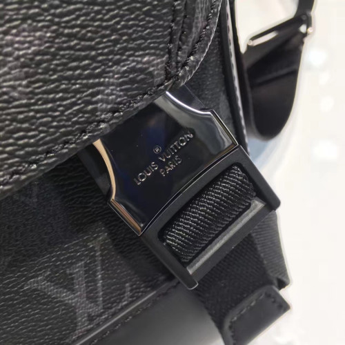 l0*is-V*t0n-messenger-voyager-replica-bag