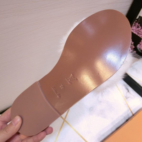 l0*is-V*t0n-mink-hair-slippers-2