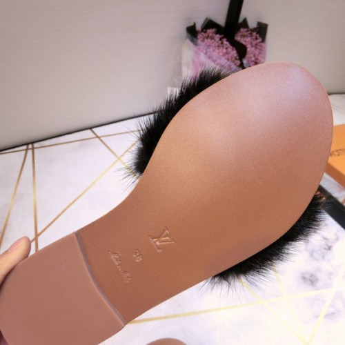 l0*is-V*t0n-mink-hair-slippers-3