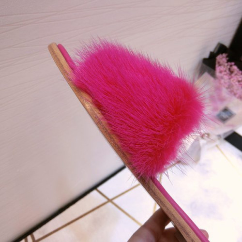 l0*is-V*t0n-mink-hair-slippers-4