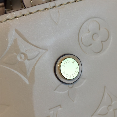 l0*is-V*t0n-montaigne-bb-replica-bag-2