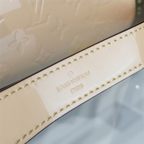 l0*is-V*t0n-montaigne-bb-replica-bag-2