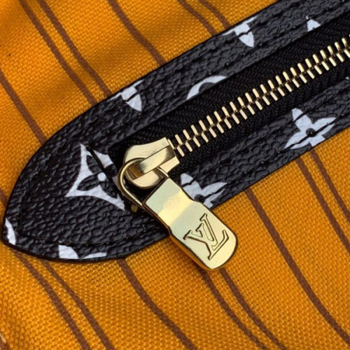 l0*is-V*t0n-neverfull-5