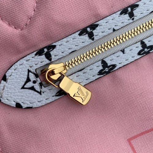 l0*is-V*t0n-neverfull-6