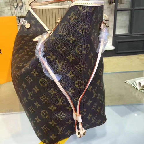l0*is-V*t0n-neverfull-gm-replica-bag-3