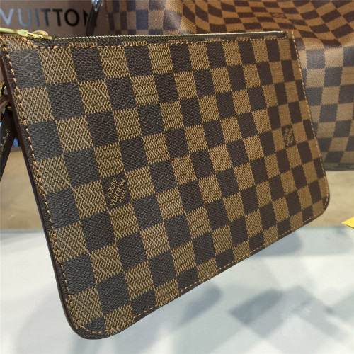 l0*is-V*t0n-neverfull-mm-replica-bag-2-3