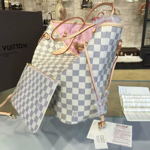 l0*is-V*t0n-neverfull-mm-replica-bag-4