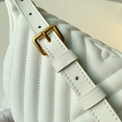 l0*is-V*t0n-new-wave-bumbag-2