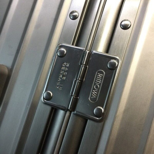 l0*is-v*t0n-rimow-S*p*e-travel-box-3