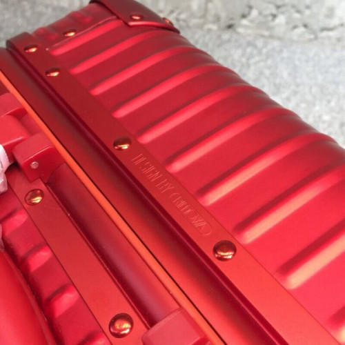 l0*is-v*t0n-rimow-S*p*e-travel-box