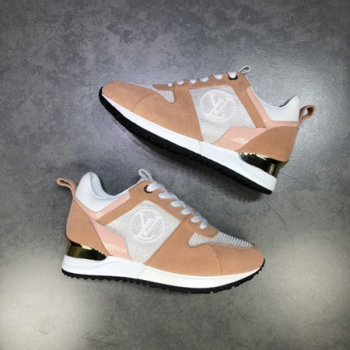 l0*is-V*t0n-run-away-sneaker-10
