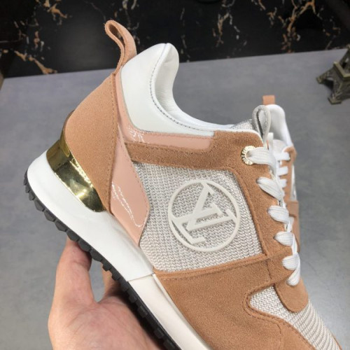 l0*is-V*t0n-run-away-sneaker-10