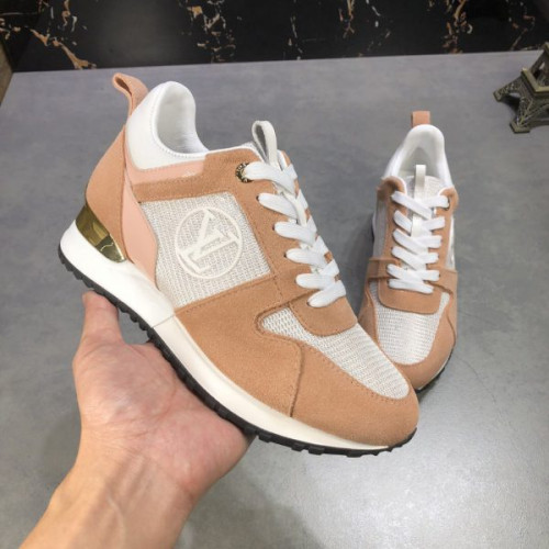 l0*is-V*t0n-run-away-sneaker-10