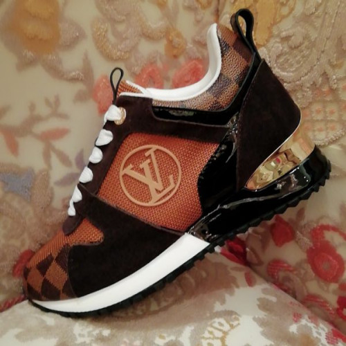 l0*is-V*t0n-run-away-sneaker-13