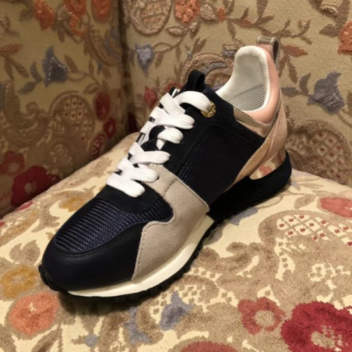 l0*is-V*t0n-run-away-sneaker-4