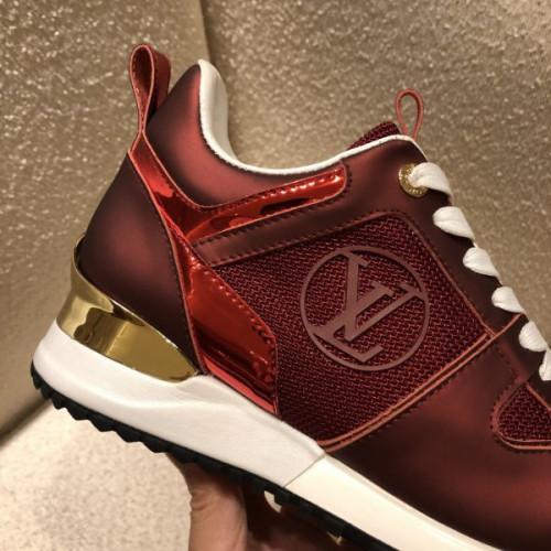 l0*is-V*t0n-run-away-sneaker-6