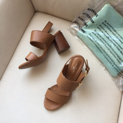 l0*is-V*t0n-sandals-5