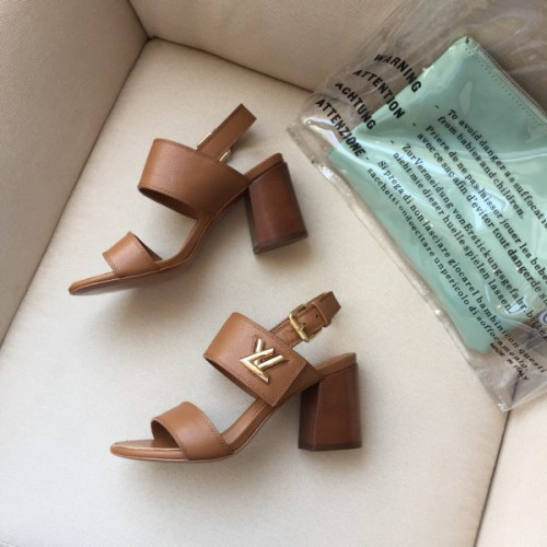 l0*is-V*t0n-sandals-5