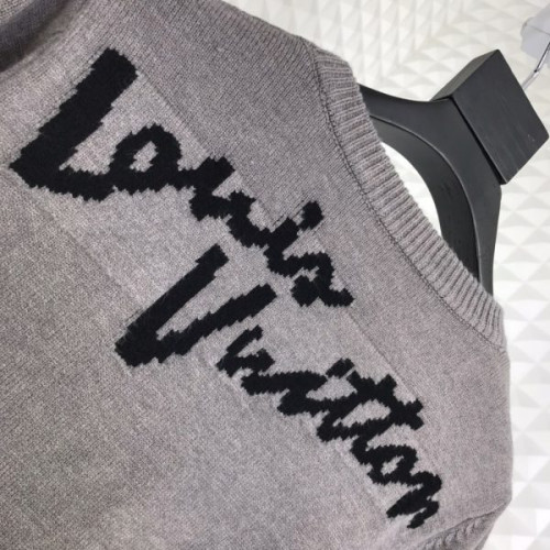 l0*is-V*t0n-shirts