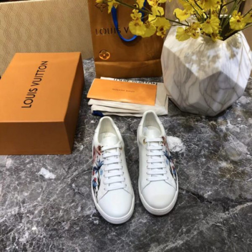 l0*is-V*t0n-shoes-154-2-5-2
