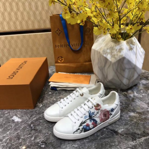 l0*is-V*t0n-shoes-154-2-5-2