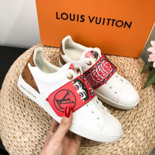 l0*is-V*t0n-shoes-154-2-5-5-3