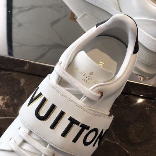 l0*is-V*t0n-shoes-154-2-5-5-4
