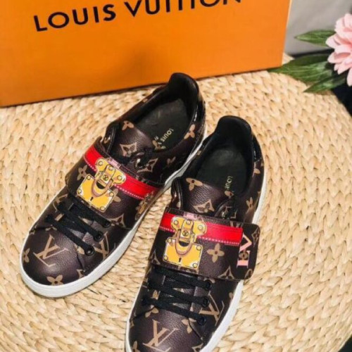 l0*is-V*t0n-shoes-154-2-5-5-5